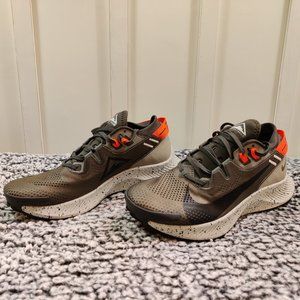 Nike Zoom Pegasus Trail 2 Cargo Khaki Olive Green CK4305-301 Men’s 6 Women's 8